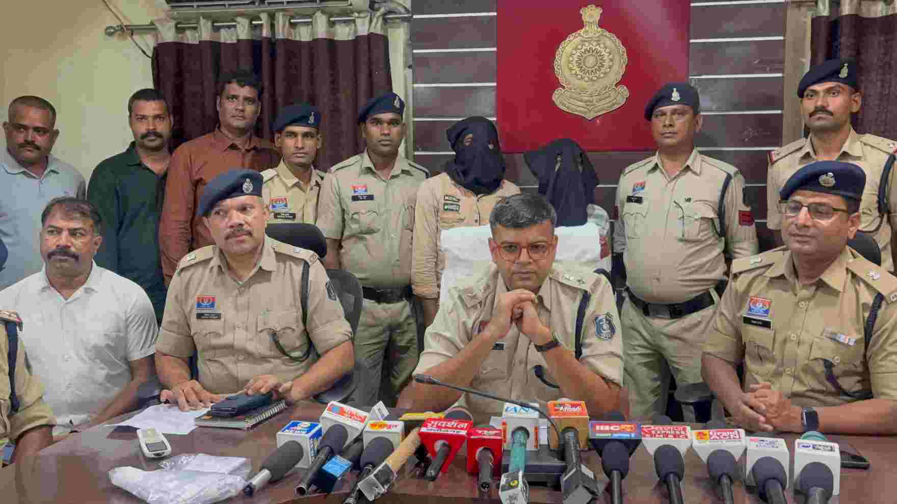 छुरी राज ज्वेलर्स लूट कांड का पर्दाफाश, 2 आरोपी गिरफ्तार, 1 फरार